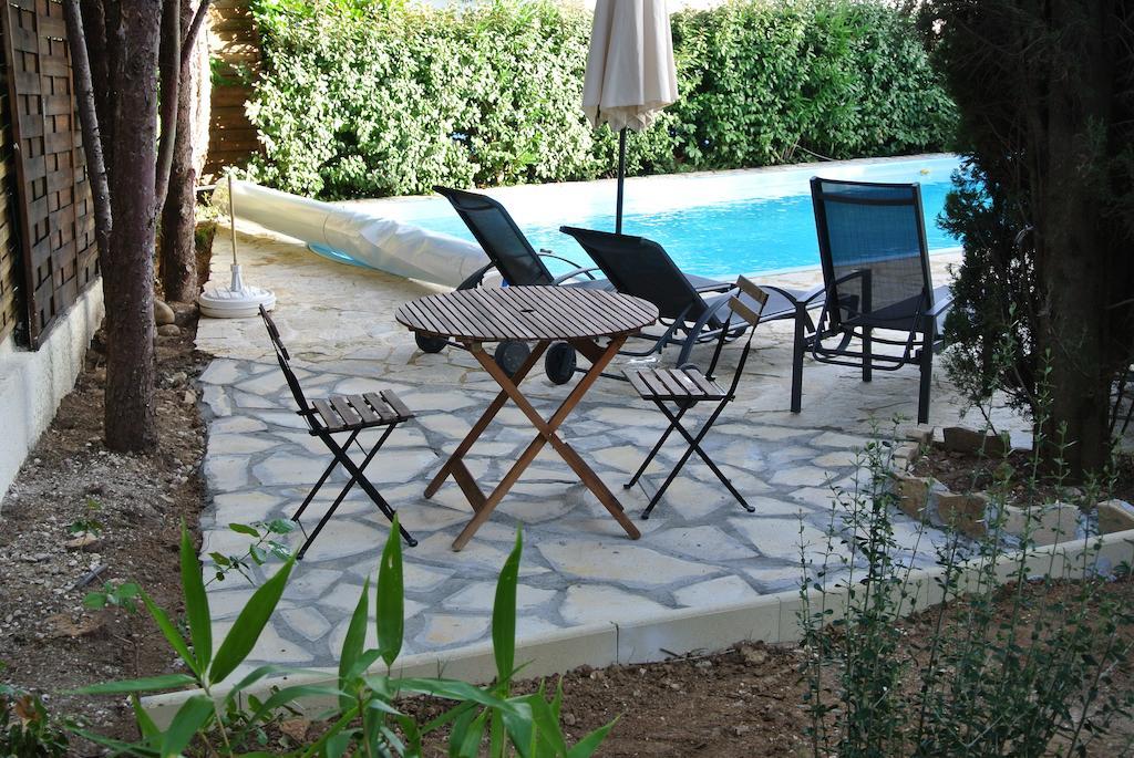 En Avignon 30133 Les Angles Appartement Les Angles  Kamer foto